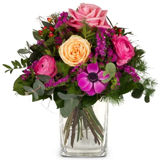 Bern und Umgebung Süsse Überraschung CHF 48 bis 98 Strauss mit Rosen, Ranunkeln, Anemonen, Statize
