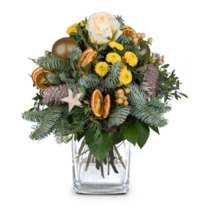 Winterstrauss mit Rosen, Astern, Beeren, Zapfen, Kugeln, Koniferen bei Blumen Ackermann Bern online bestellen und am selben Tag liefern lassen in der City Bern.